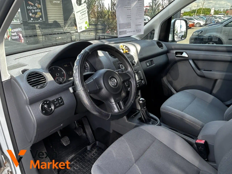 Volkswagen Caddy III покоління (FL) 2012 Дизель 1.6 л. — фото 4