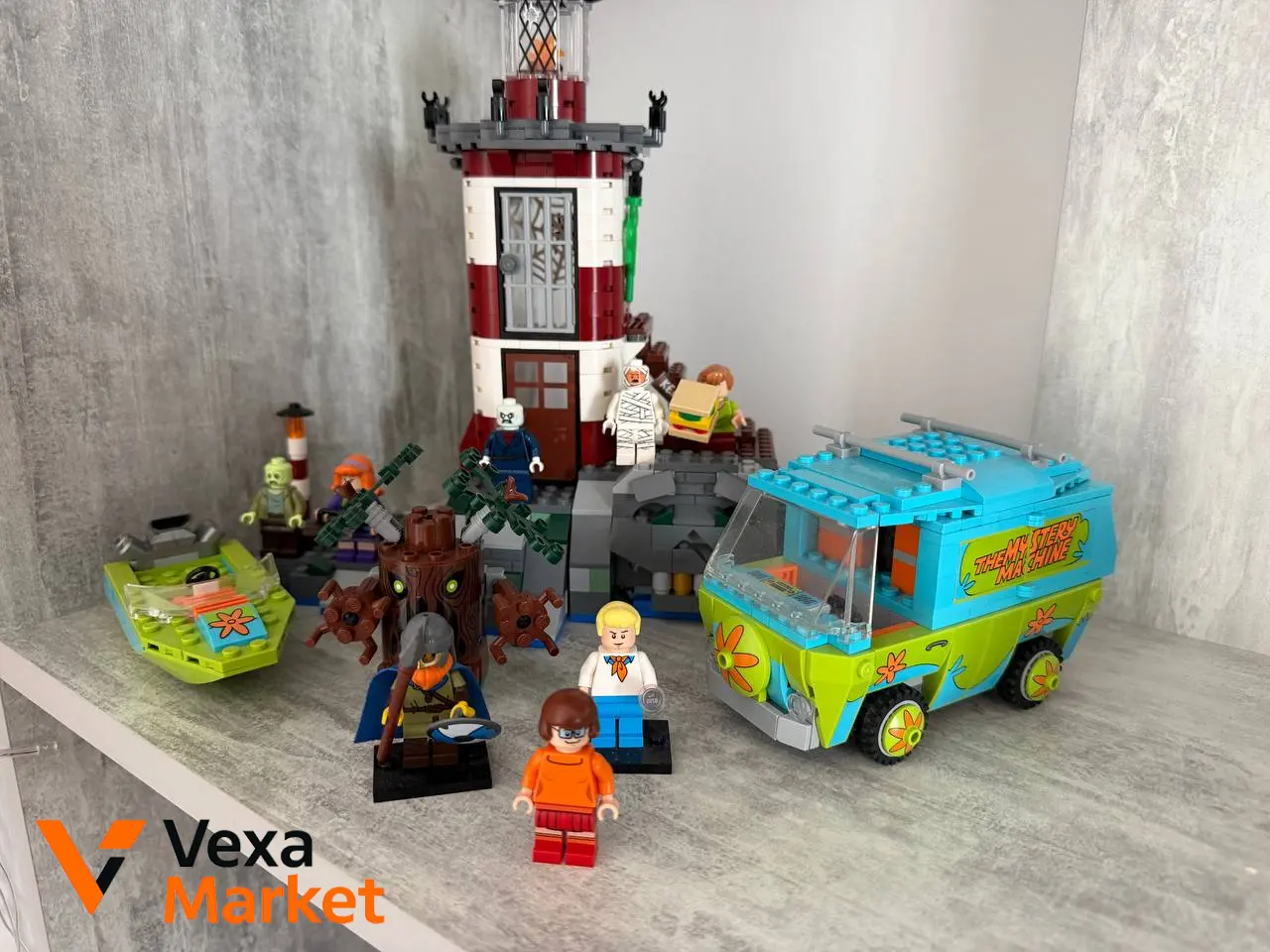Конструктор LEGO Scooby-Doo "Бухта Призраков" (75903)
