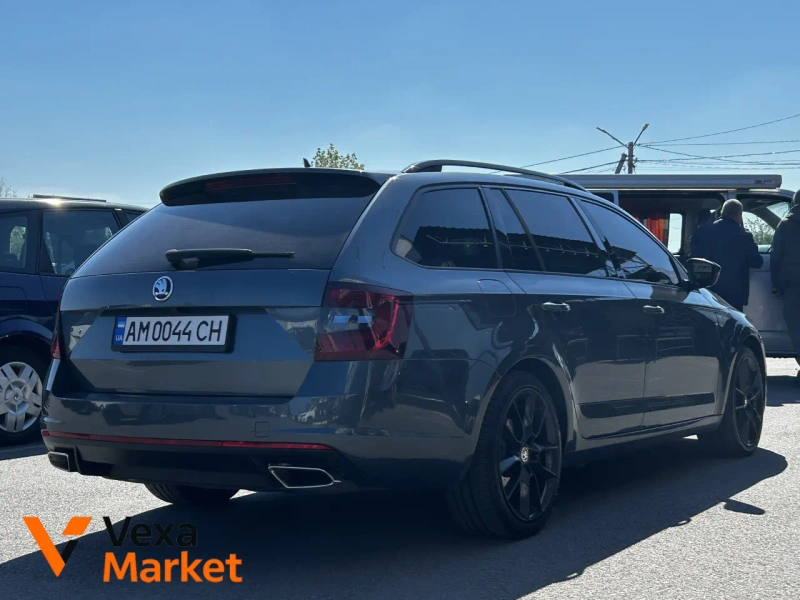 Skoda Octavia 2017 Дизель 2.0 л. Автомат Сірий — фото 2