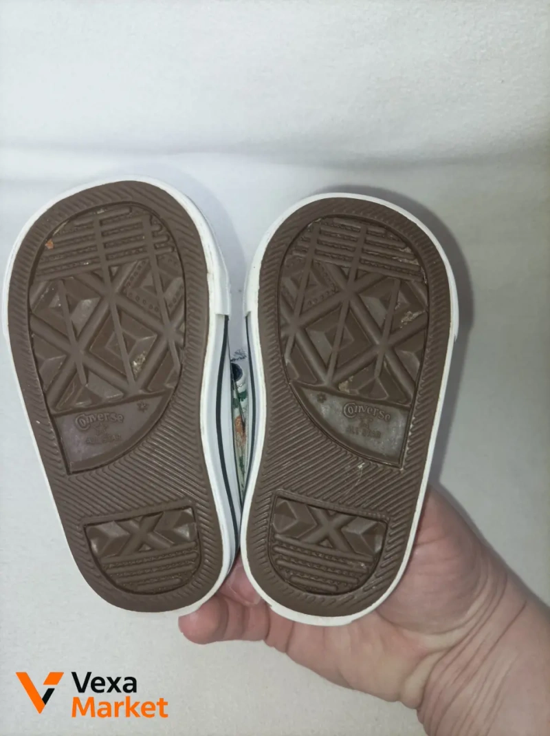 Кеди Converse 11,5 см, багатобарвні та пінетки "Супермен" 11,5 см — фото 3