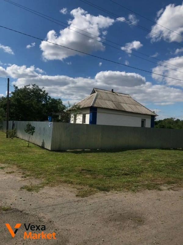 Продаж доглянутого будинку в с. Запоріжжя, Бобровицький район