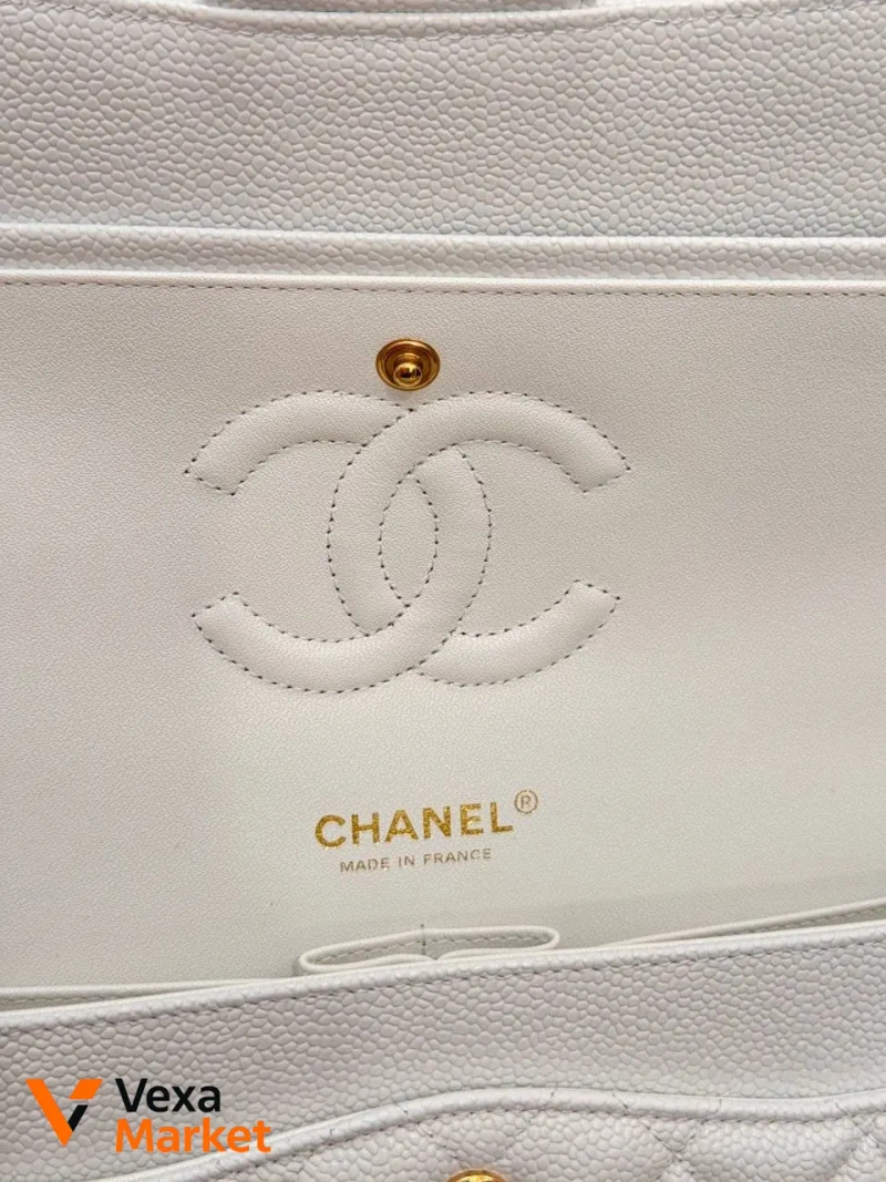 Сумка Chanel Classic Flap Caviar Medium біла — фото 2