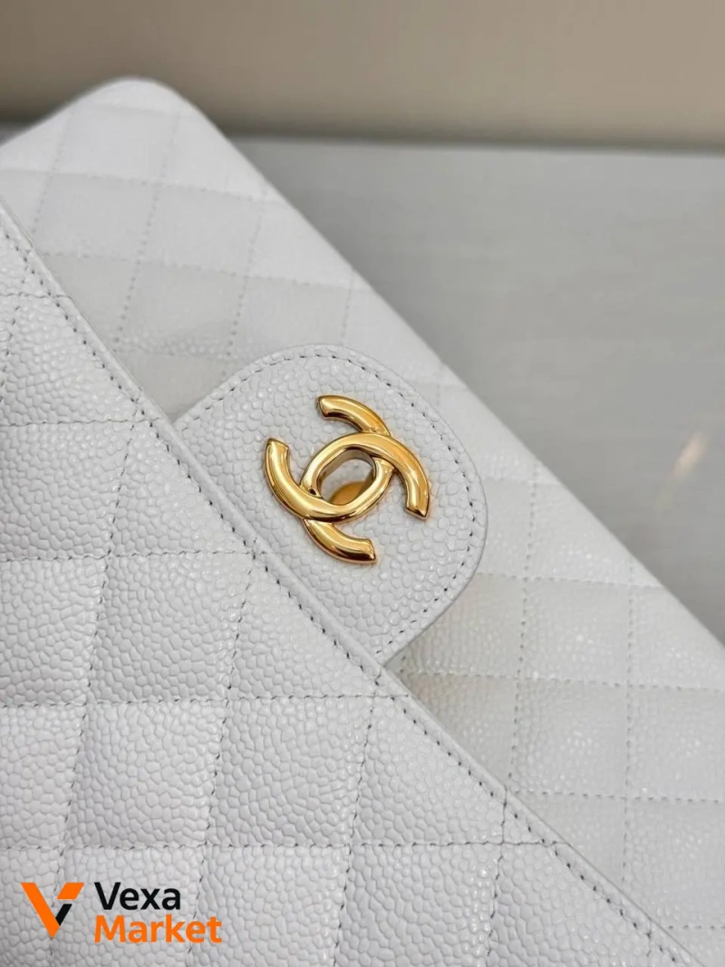 Сумка Chanel Classic Flap Caviar Medium біла — фото 3
