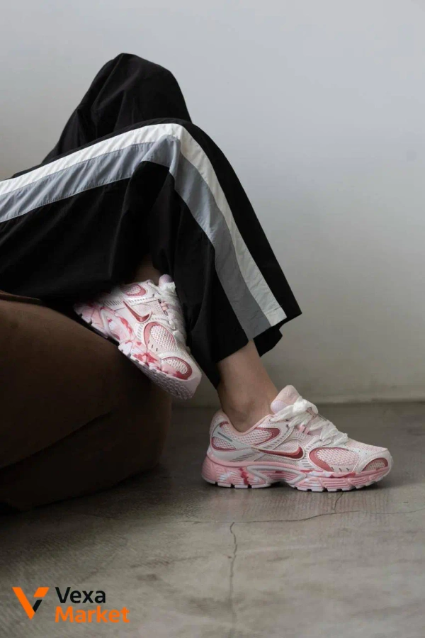 Nike V5 RNR Custom Pink