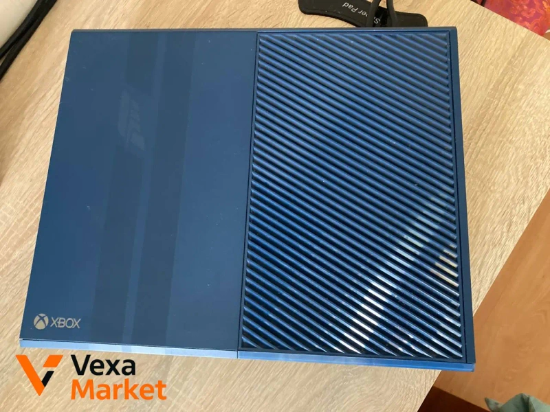 Xbox One S Limited Forza Edition 1TB — фото 3