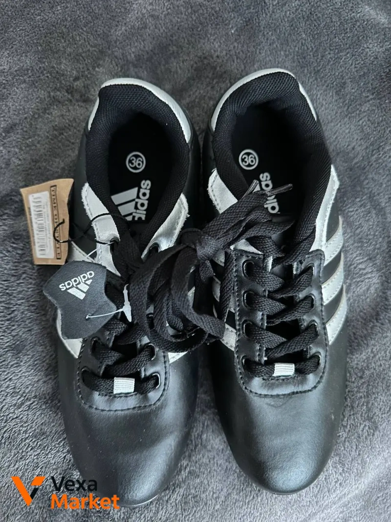 Кросівки шкіряні Adidas чорні розмір 36 — фото 2