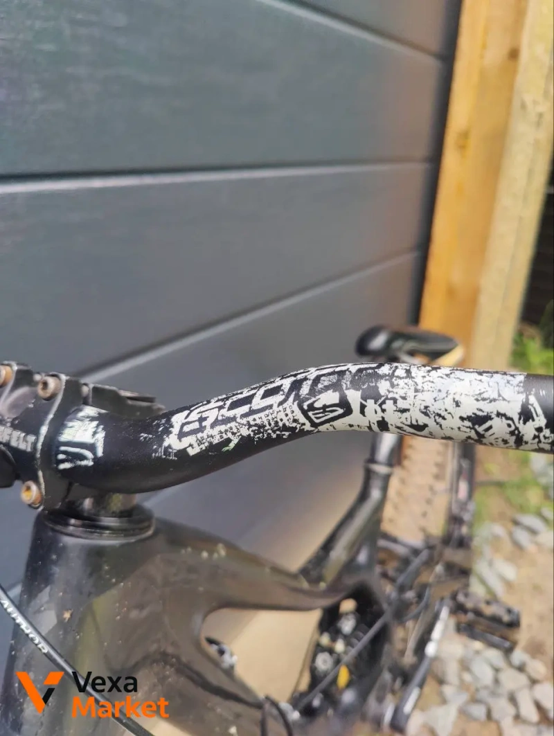 Specialized Demo 8 Carbon Downhill Bike — фото 4