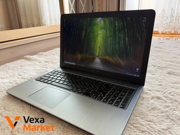 Ноутбук ASUS X540U / 8GB RAM / 256GB SSD / MX110 2GB / 15.6”