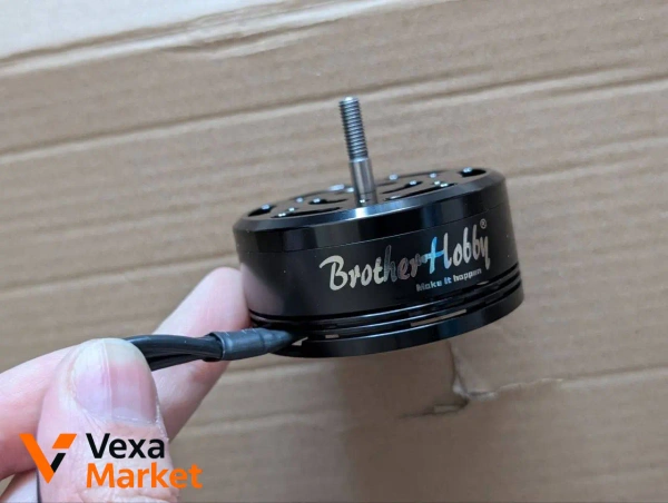 BrotherHobby Avenger V5 5210 365KV
