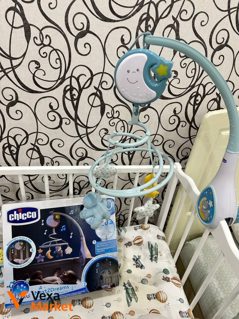 Мобіль Chicco на ліжечко з іграшками та нічним світлом — фото 2