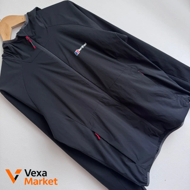Вітрівка Berghaus софтшелл чорна розмір M — фото 4