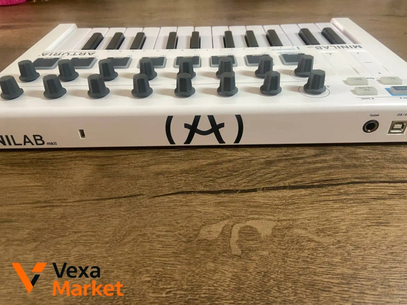 MIDI-клавиатура Arturia MiniLab MkII White — фото 2