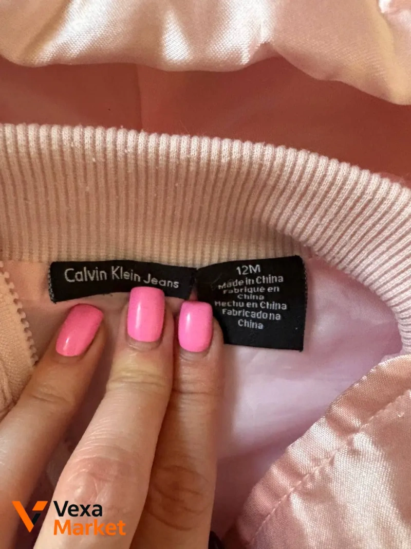 Жилетка Calvin Klein рожева для дівчинки 12М — фото 2