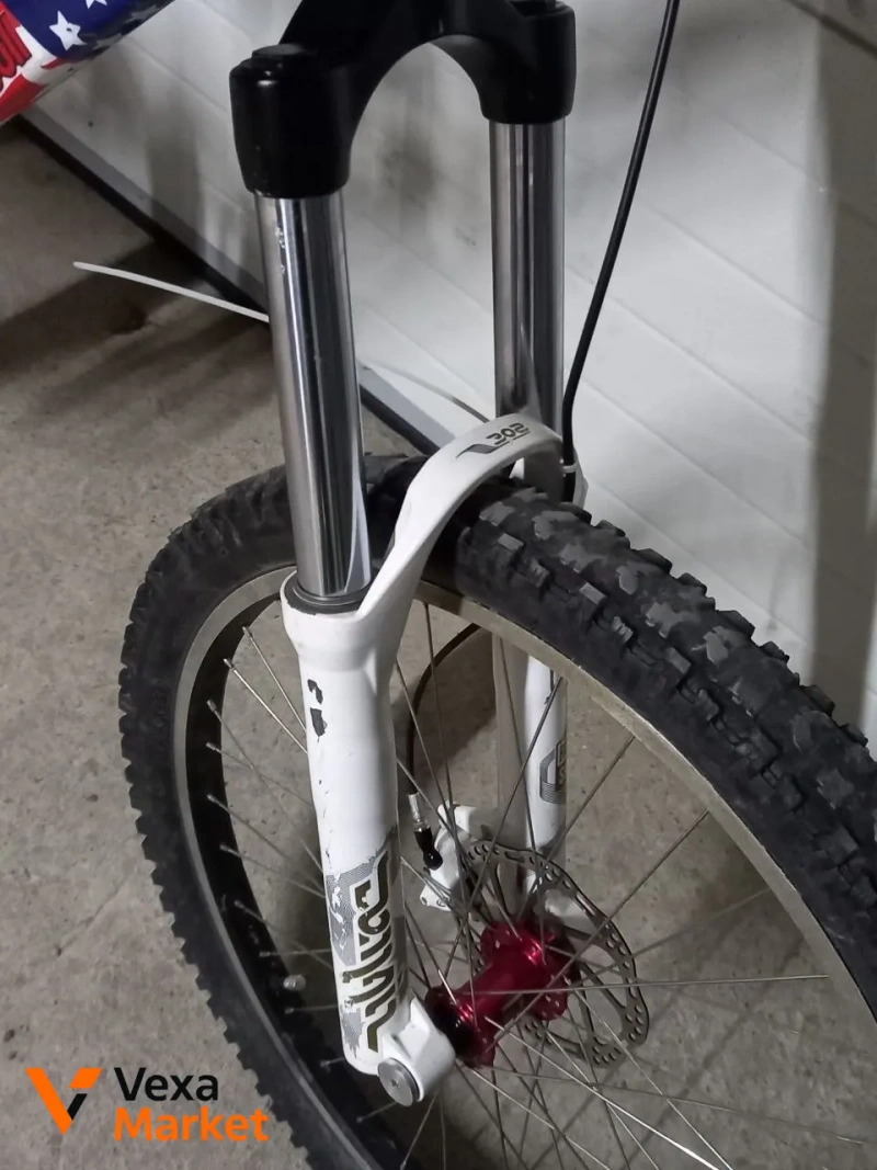 Вилка RockShox Domain 302 180 мм — фото 2