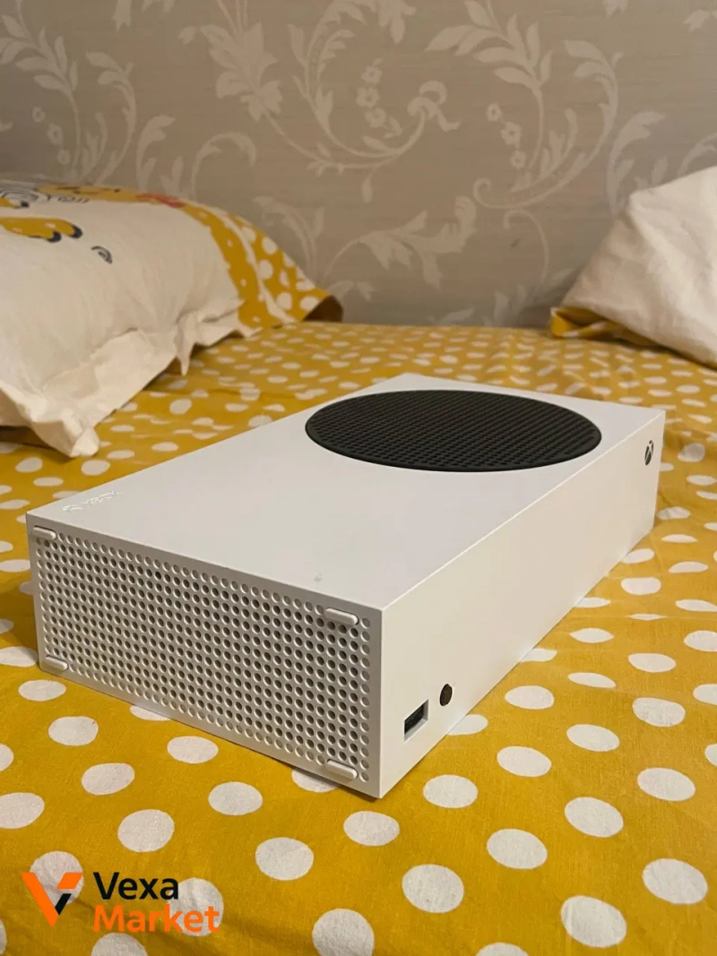 Xbox Series S 512GB с двумя контроллерами — фото 2