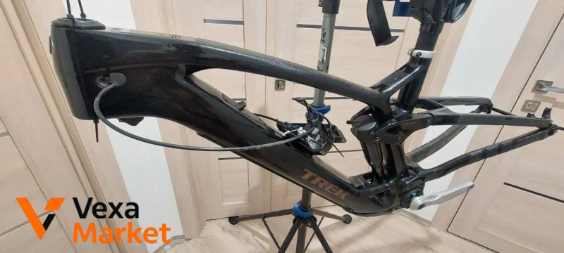 Рама Trek Fuel EX E Full Carbon OCLV 2024 M — фото 6