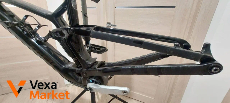 Рама Trek Fuel EX E Full Carbon OCLV 2024 M — фото 7