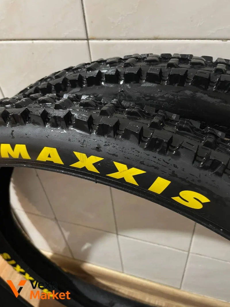 Покришки Maxxis High Roller 27.5 x2.40 EXO пара — фото 3