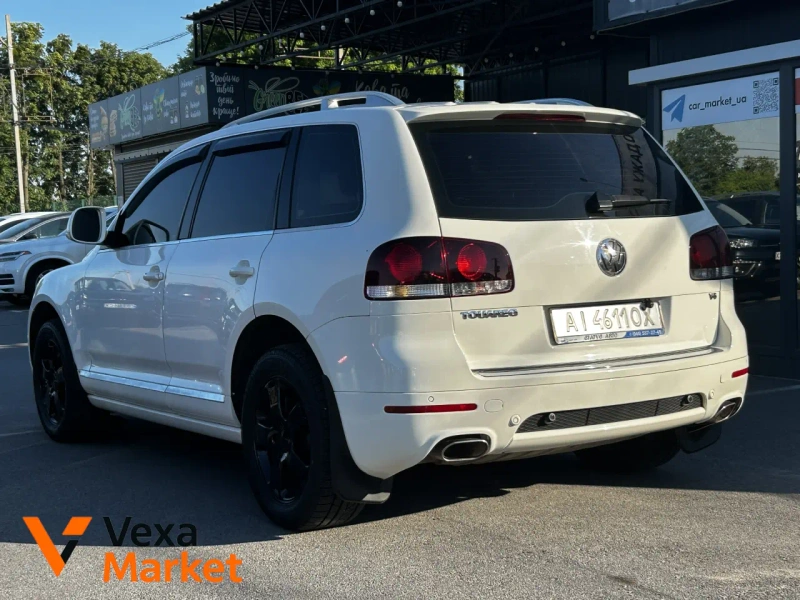 Volkswagen Touareg 2008 Білий, Газ/Бензин 3.6 л. — фото 3
