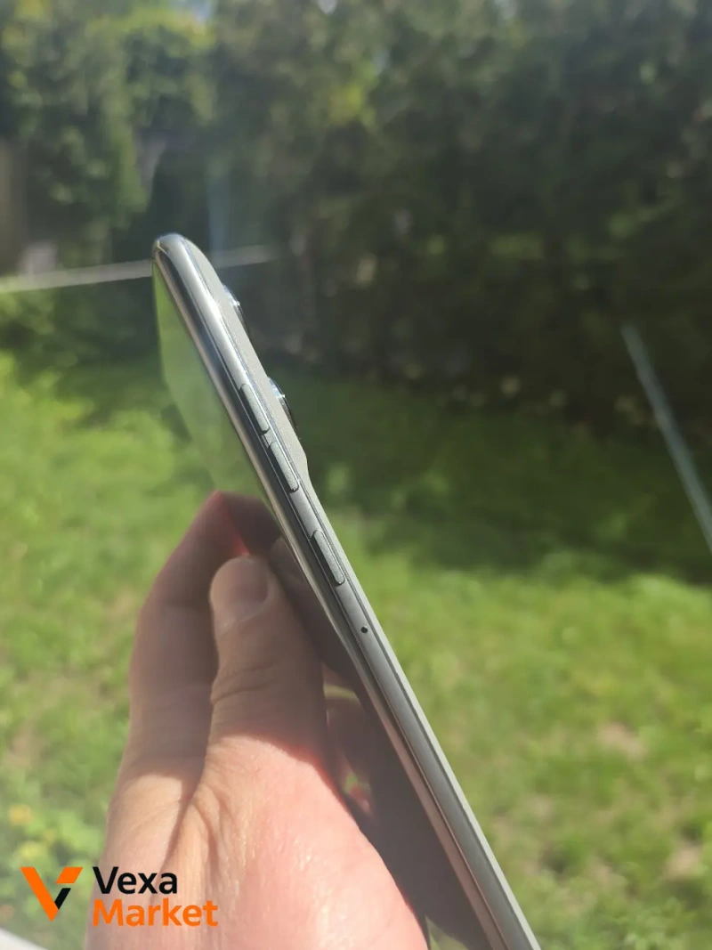 Motorola Edge 60 Pro 12/512 GB — фото 6
