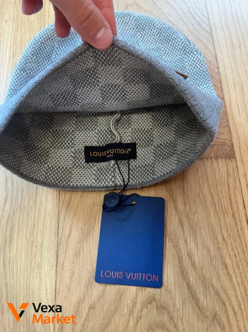 Louis Vuitton Néo Petit Damier Beanie light grey wool — фото 2