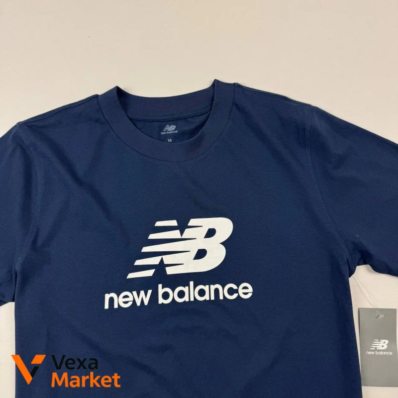 Чоловіча футболка New Balance темно-синя розмір M — фото 2
