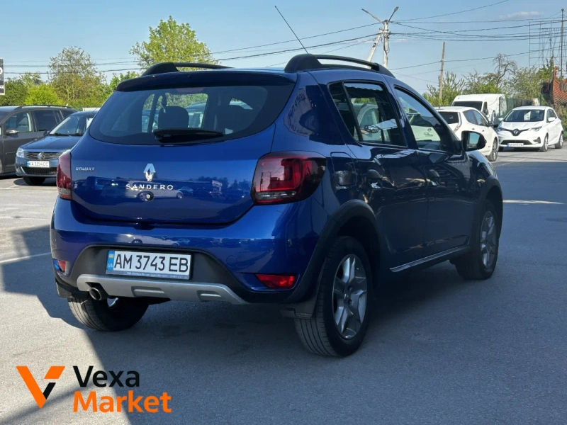 Renault Sandero StepWay 2020 Синий Бензин 0.9л Механика — фото 2