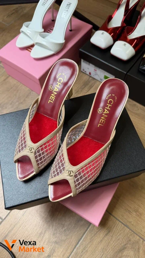 ΠΠΎΡΠΎΠ½ΡΠΆΠΊΠΈ Chanel