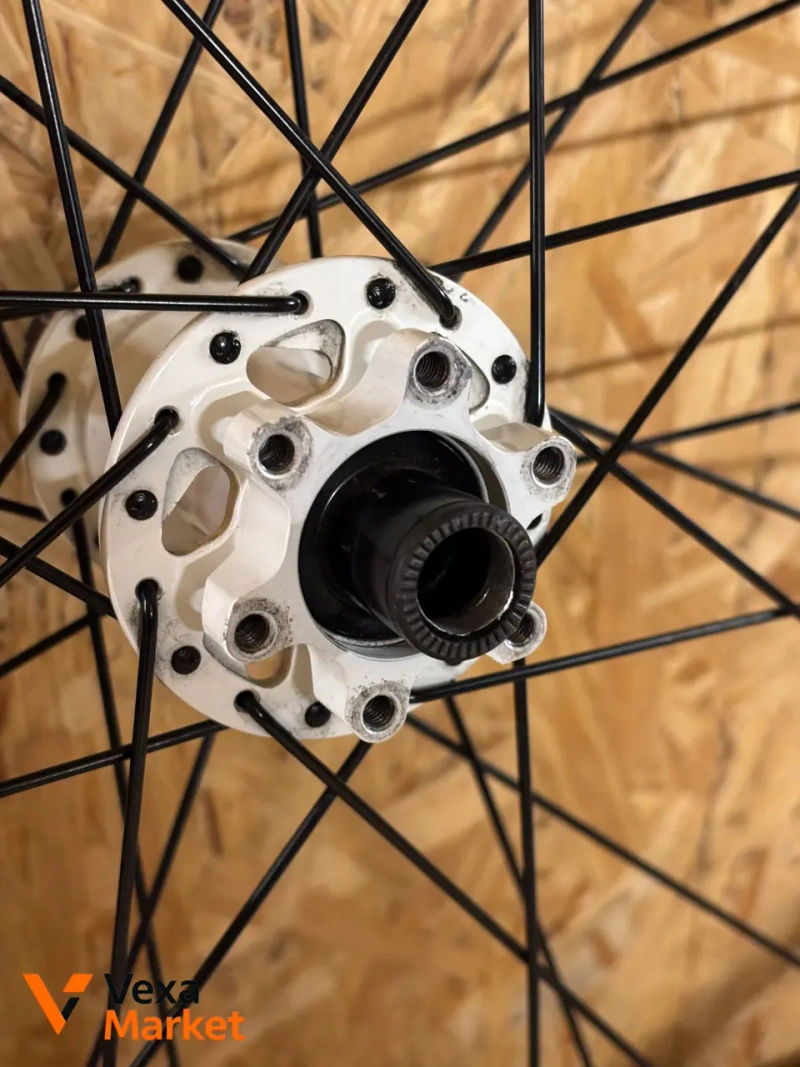 Колесо DT Swiss 27.5" 12x135mm — фото 6