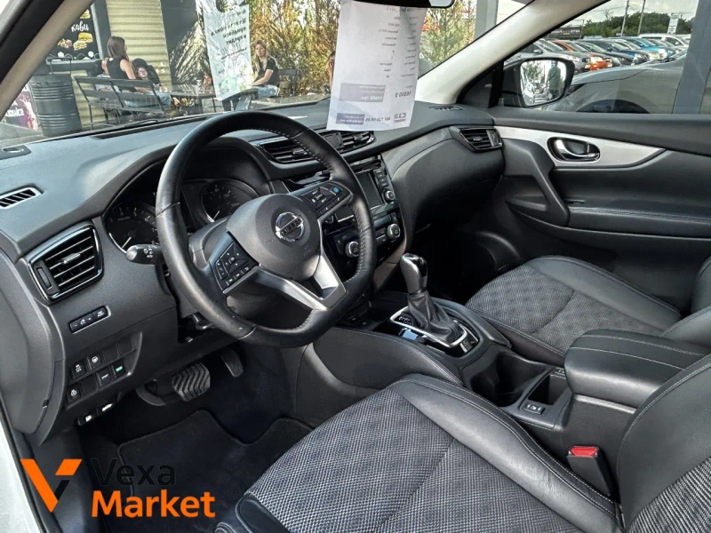 Nissan Rogue Sport 2020 Бензин 2.0л Автомат Передній привід Білий — фото 4