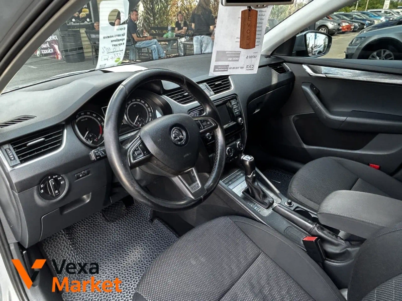 Skoda Octavia Scout II покоління/A7 2014 Дизель 2.0л Автомат Сірий — фото 4