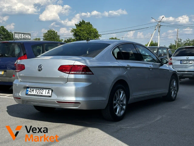 Volkswagen Passat 2016 Сірий Дизель 2.0л Автомат — фото 2