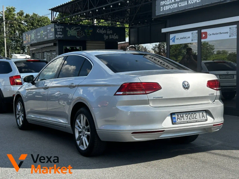 Volkswagen Passat 2016 Сірий Дизель 2.0л Автомат — фото 3