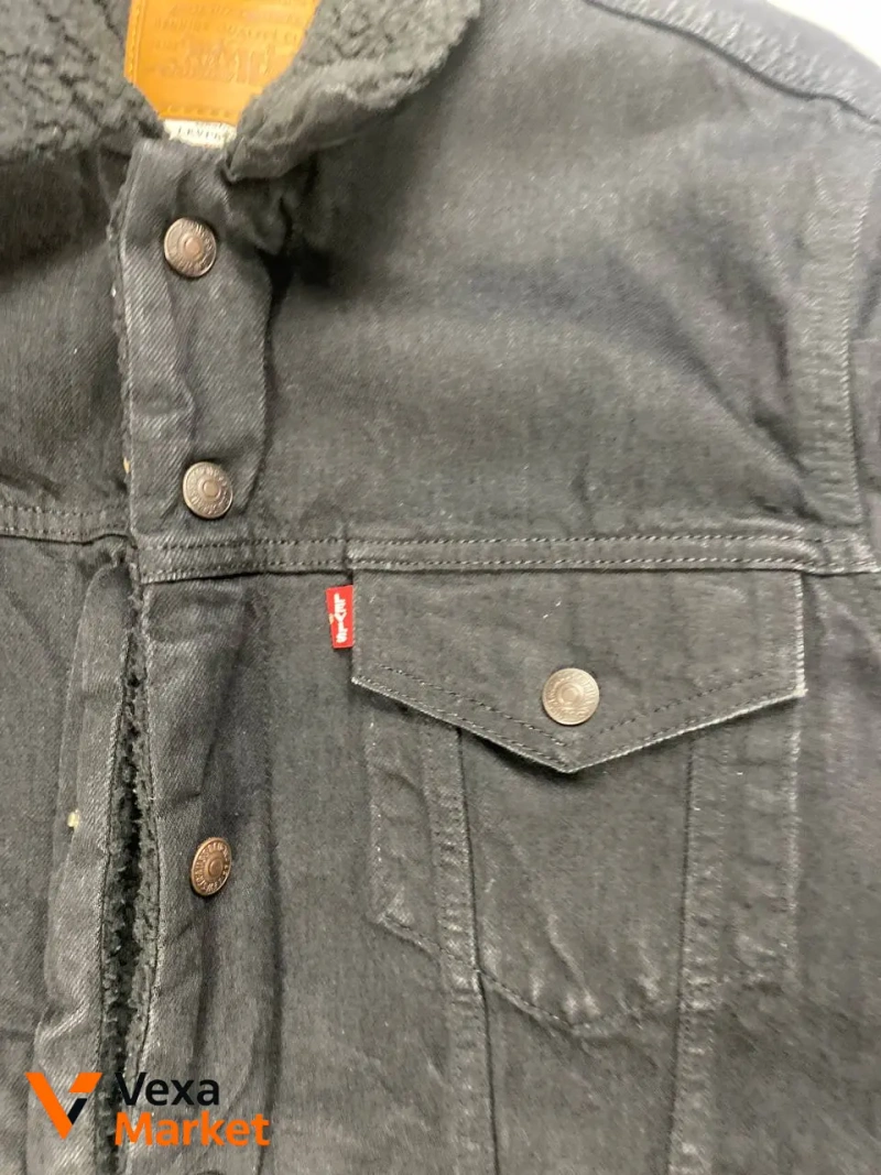 Levi's Мужская джинсовая куртка с меховым воротником размер M — фото 2
