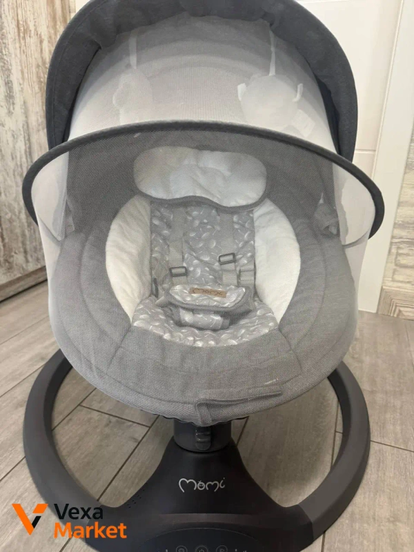Заколисуючий центр MoMi Kenani Dark Grey