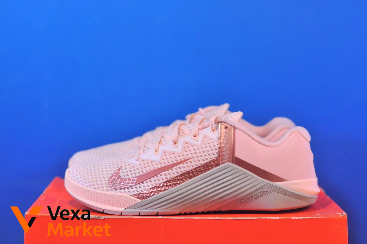 Nike Metcon 6 AT3160-892 Рожеві Розмір 43
