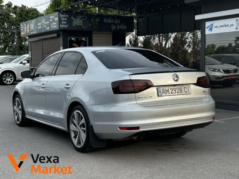 Volkswagen Jetta VI покоління (FL) 2015 Автомат Сірий — фото 3