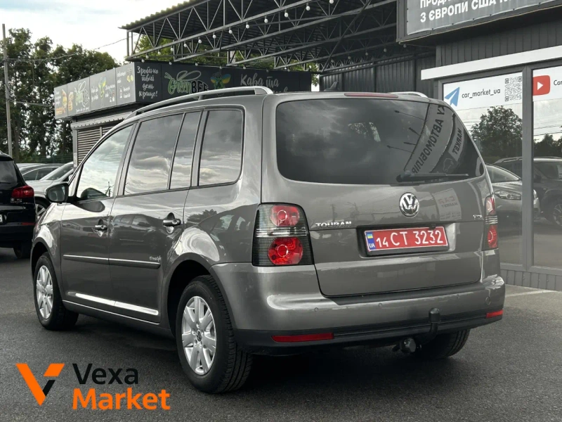Volkswagen Touran 2009 Бензин 1.4л Ручна Механіка Сірий — фото 3