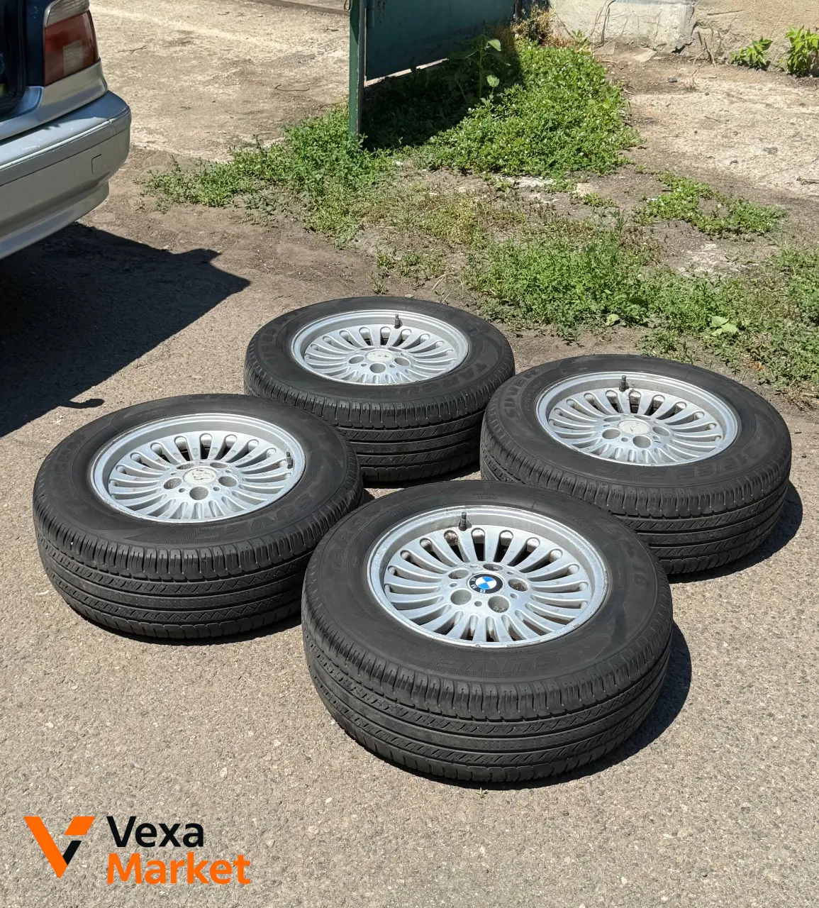 Комплект дисков R16 с резиной 215/65 R16 98H