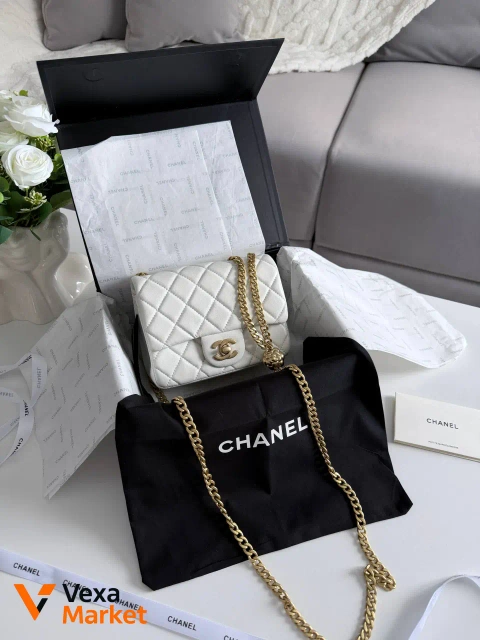 Chanel Classic ΡΡΠΌΠΊΠ° Π±ΡΠ»Π° Π½Π°ΡΡΡΠ°Π»ΡΠ½Π° ΡΠΊΡΡΠ°