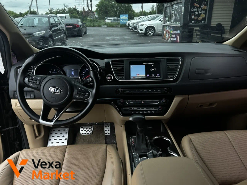 Kia Carnival 2018 Дизель 2.2л Автомат Чорний — фото 5