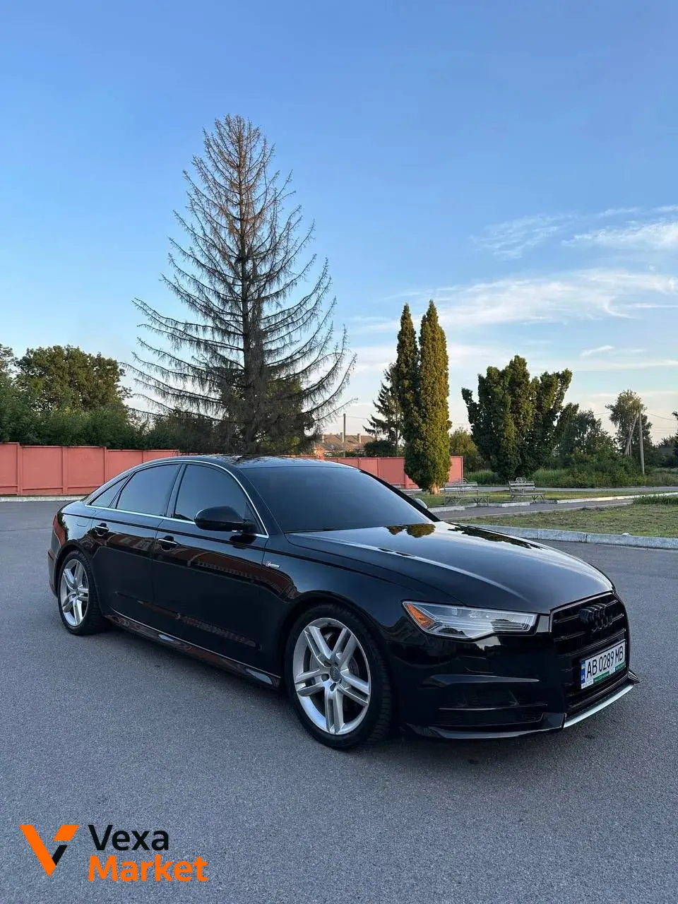 Audi A6 2015 Бензин 3.0л Чорний