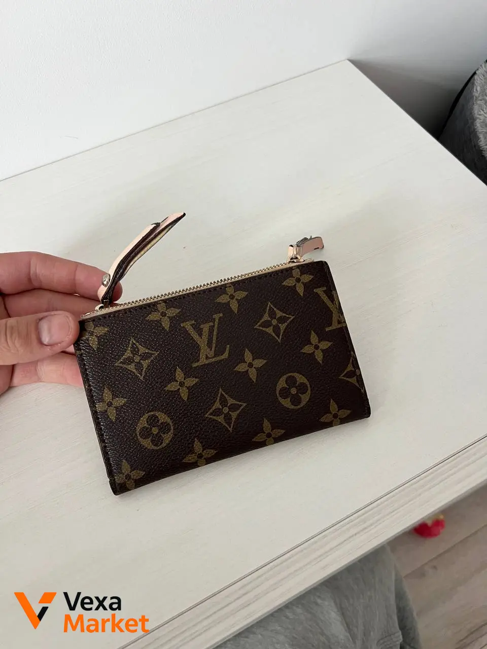 Louis Vuitton картхолдер