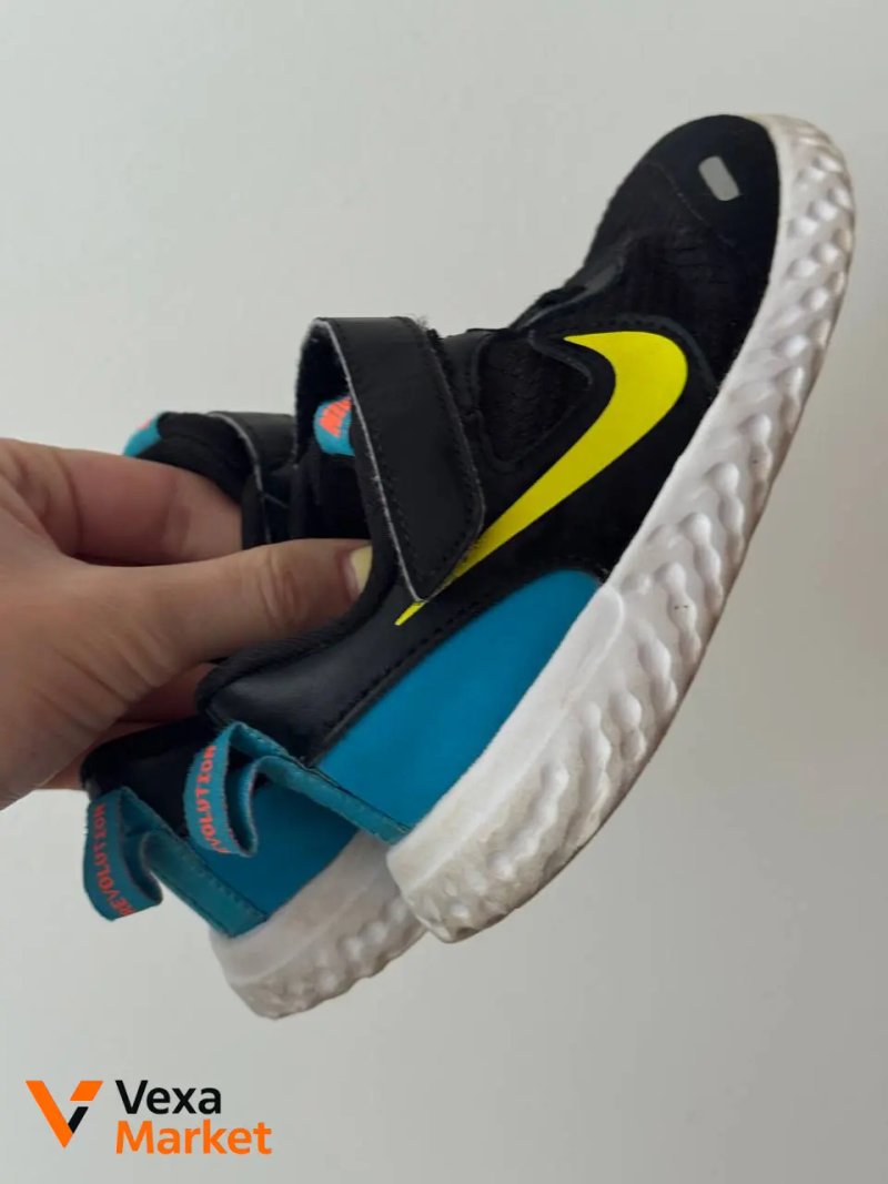 Кросівки Nike 26 розмір, 16 см устілка — фото 4