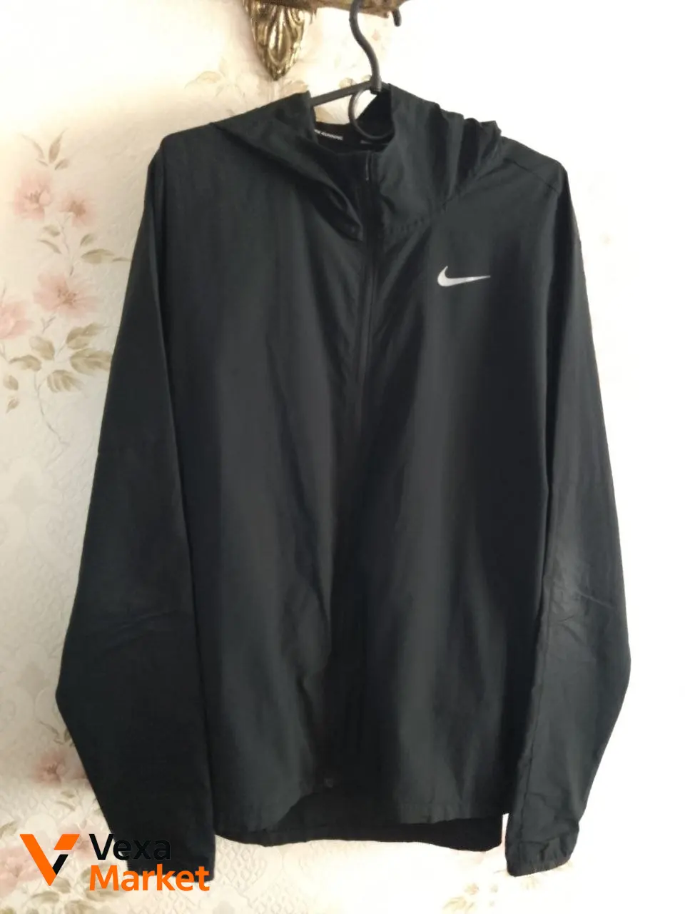 Вітрівка Nike розмір L
