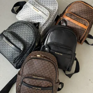 Рюкзак Michael Kors Bexкодчорний 20017-1