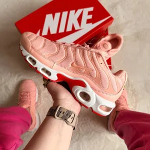 Кросівки Жіночі Nike Air Max Tn Premium Rose & White