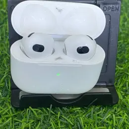 Apple AirPods 3