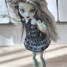 Кукла Monster High Фрэнки Штейн