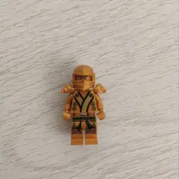 Золотой Ллойд LEGO Ninjago